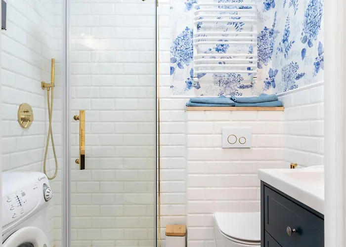 Mye - Retro Piotrkowska * وودج